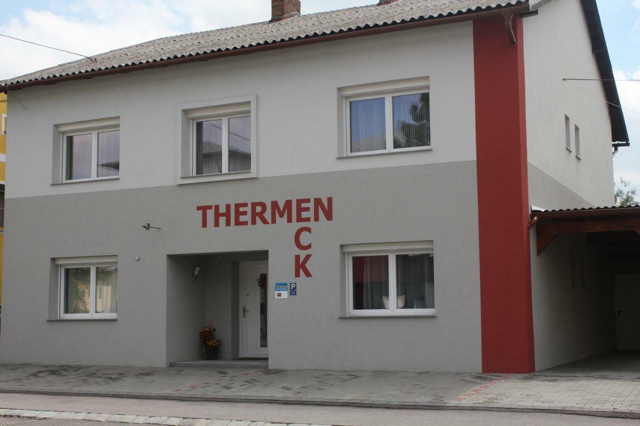 Appartementhaus Thermeneck Laa an der Thaya Zewnętrze zdjęcie